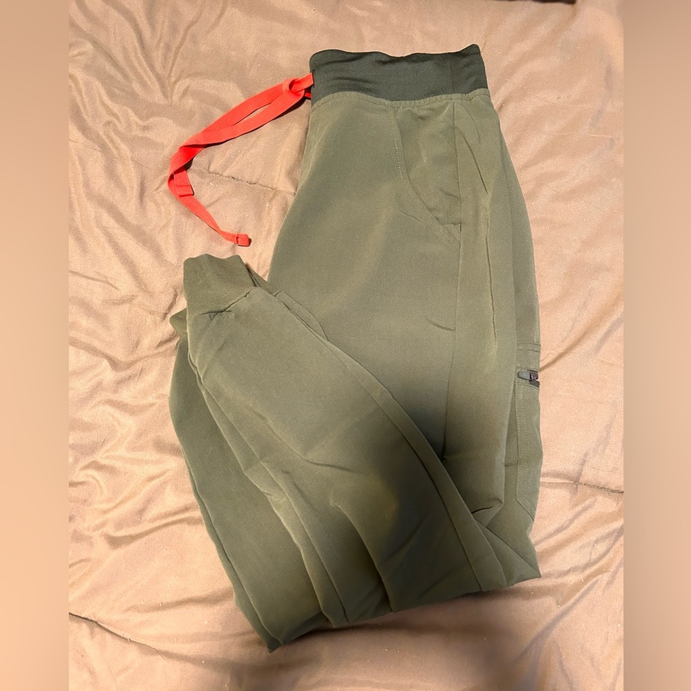 High waisted figs jogger pants